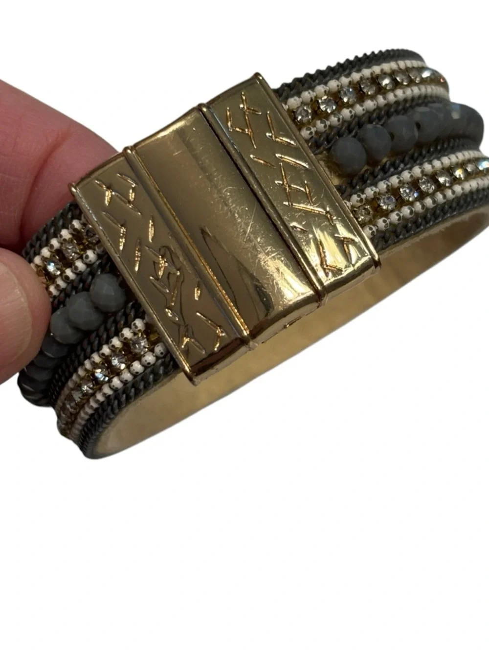 Magnetic Beaded Rhinestone Multilayer Design Bracelet - Picture 4 of 9